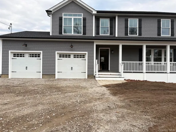 91 Beverly Road, Babylon, NY 11702