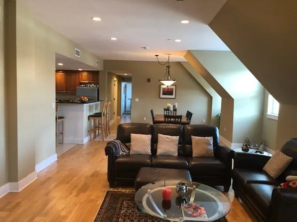 1 Powder Mill Sq, Andover, MA