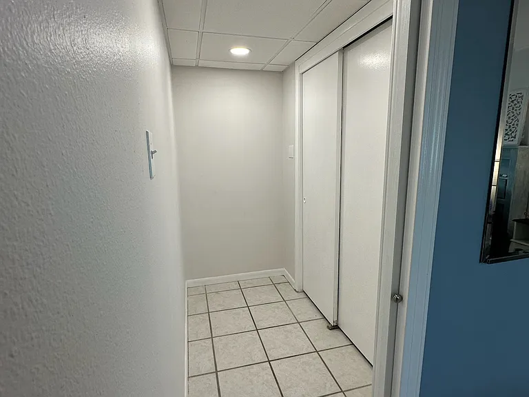 202 Reef Ave #406 — Photo 17