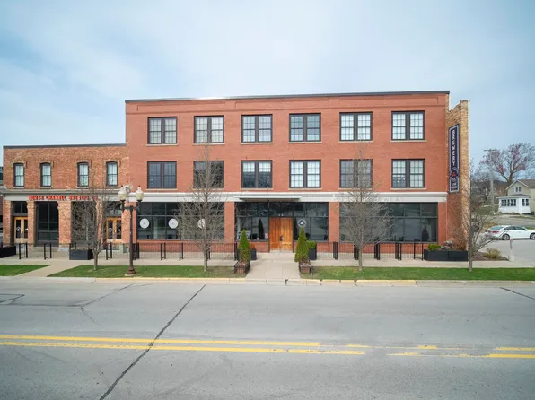 86 Washington St #340, Manistee, MI 49660