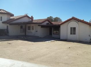 15939 Acoma Rd, Apple Valley, CA 92307