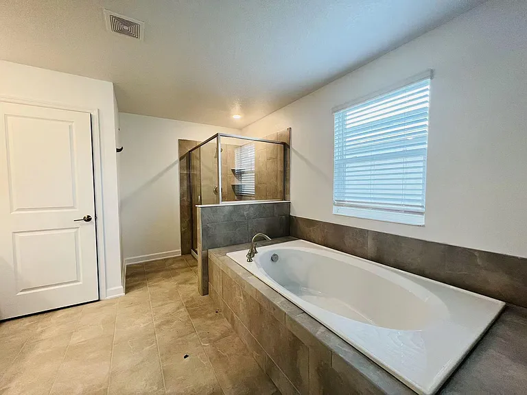 9154 Sommerset Hills Dr — Photo 14