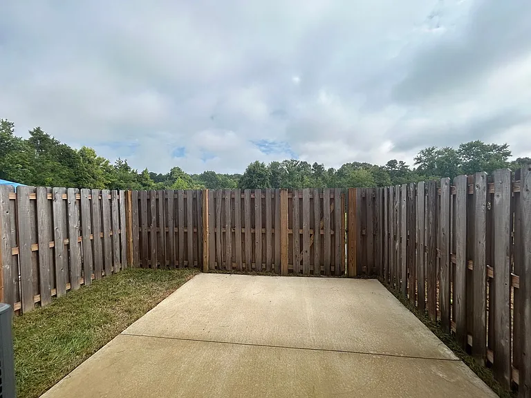 3837 Thistleberry Rd — Photo 4