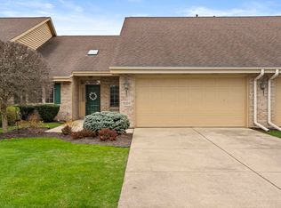 1520 Doral Dr, Schererville, IN 46375
