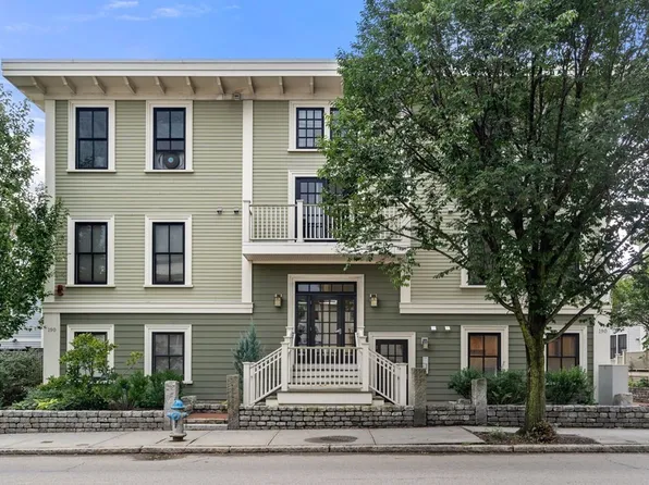 190 Prospect St APT 7, Cambridge, MA 02139