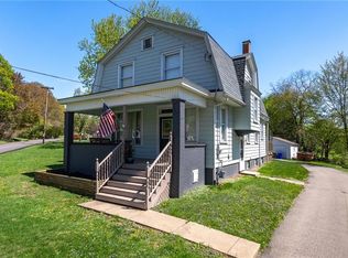 2042 Mercer Rd, New Brighton, PA 15066