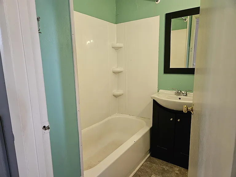 315 Center St #2 — Photo 7