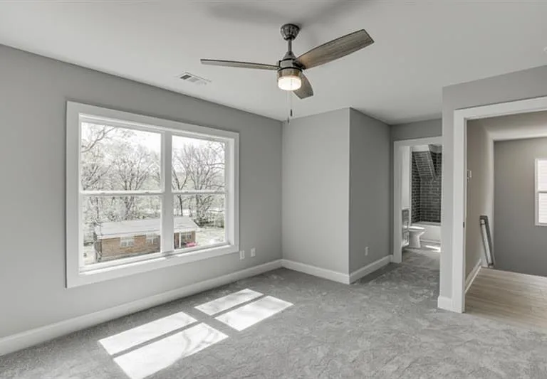 1641 E Broad St — Photo 21