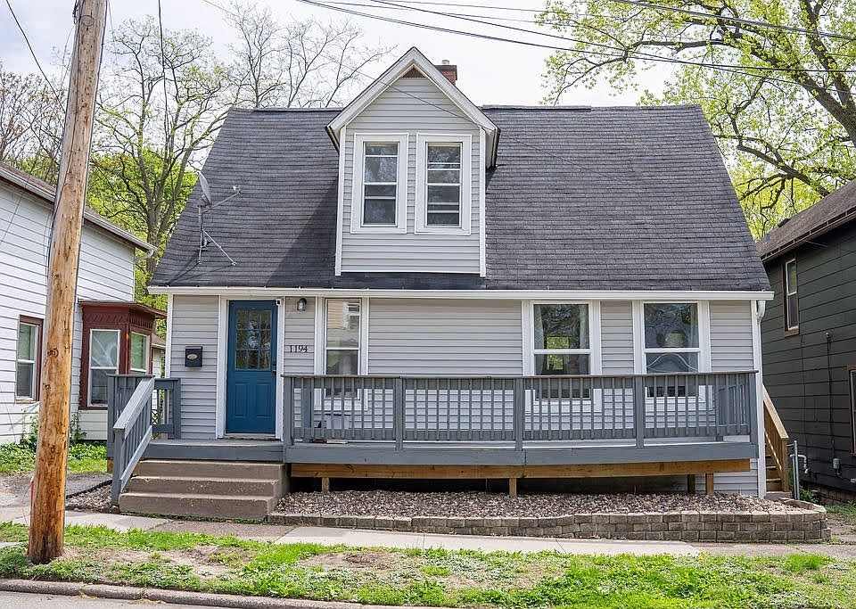 1st image of 1194 23rd St