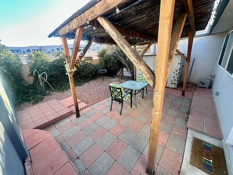 10404 Gutierrez Rd NE — Photo 18