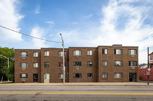 Floor plan 360 Tecumseh Road West - Unit...