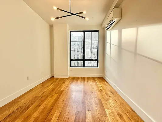 Rented by ERNY LLC | media 9