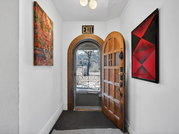 459 27th St, Des Moines, IA 50312