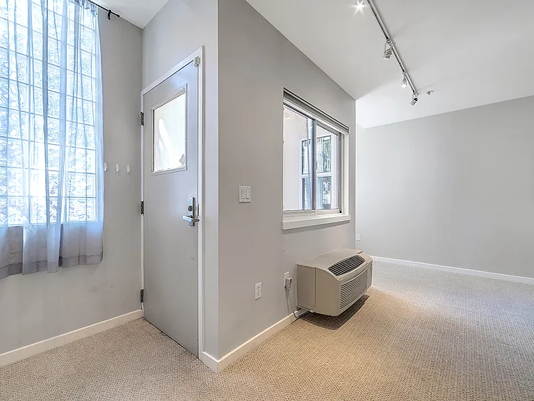 350 N 2nd St #137 — Photo 23