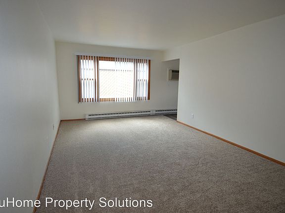 4th image of 525 9th Ave N APT 9