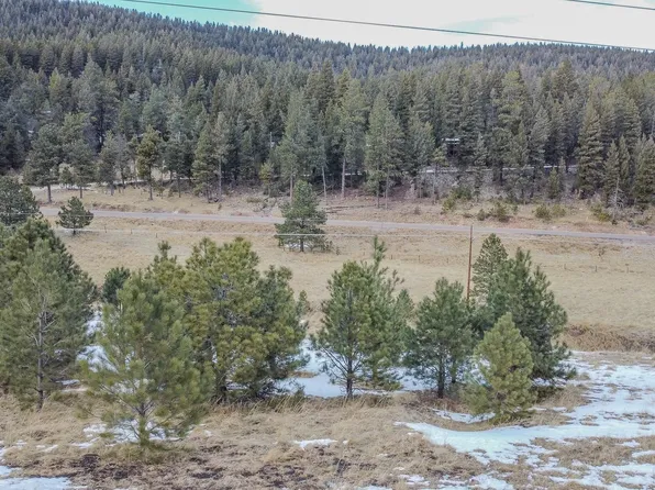 13 Trading Post Rd, Cloudcroft, NM 88317