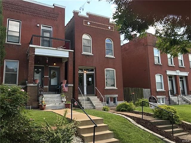 1st image of 2318 Russell Blvd