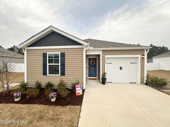 1512 E Black Squirrel Lane, Bolivia, NC 28422