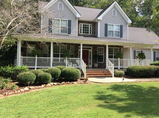 2655 Foxmore Cir, Dalton, GA 30720