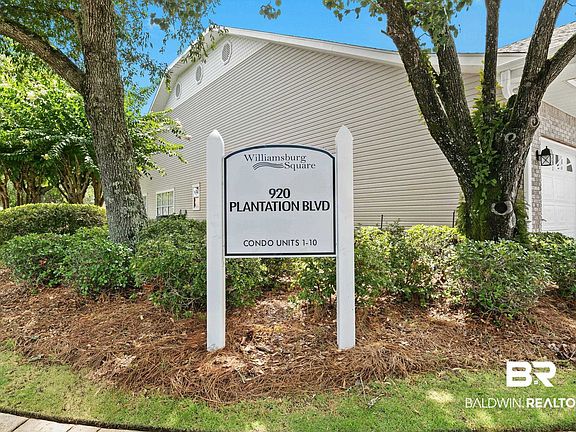 2nd image of 920 Plantation Blvd #U6