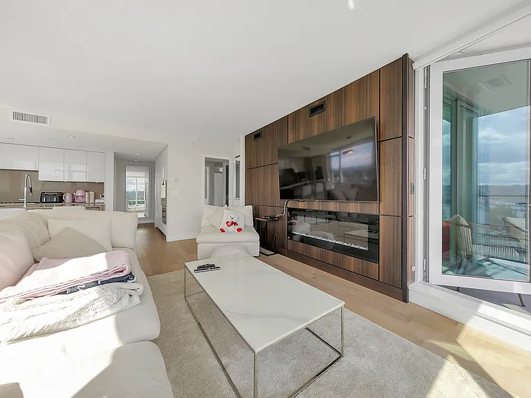 210 Salter St #D605 — Photo 12