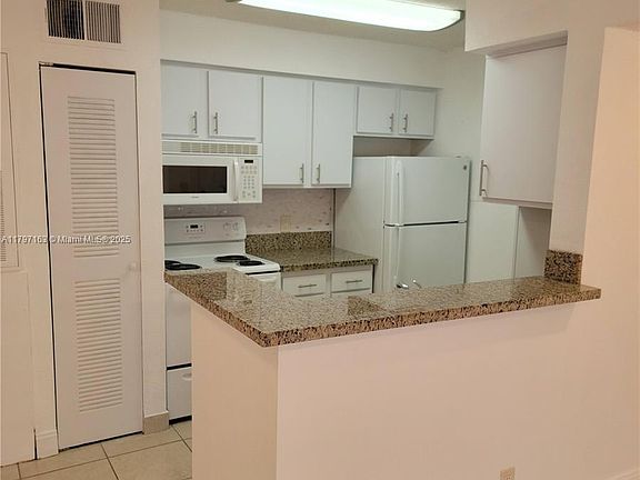 3rd image of 2900 S University Dr APT 9107