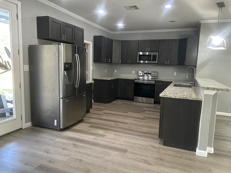 6599 Johnson Ln — Photo 13