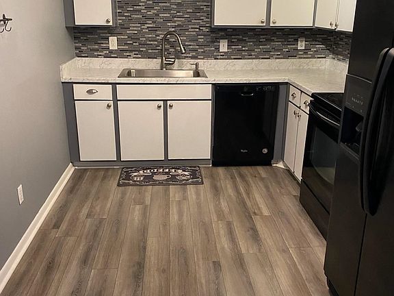 4th image of 4783 Eagle Crest Dr #3908