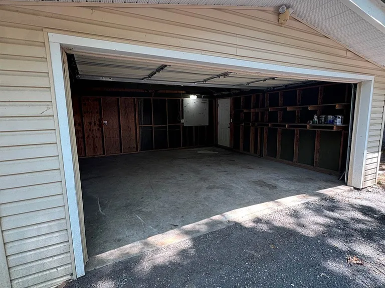 110 Edgehill Dr — Photo 9