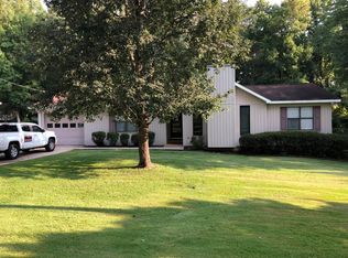 2164 Simpson Ct, Alexander City, AL 35010