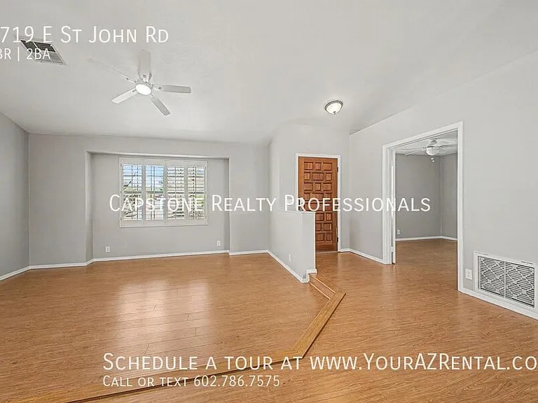 5719 E Saint John Rd — Photo 2