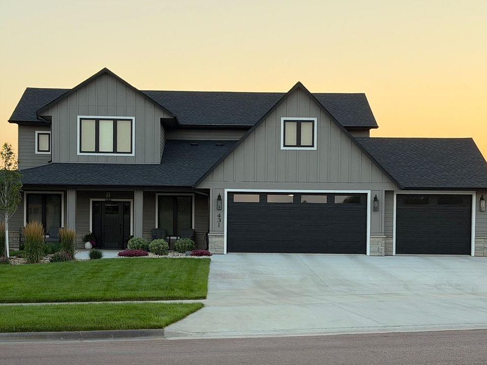 1st image of 431 Brody Court