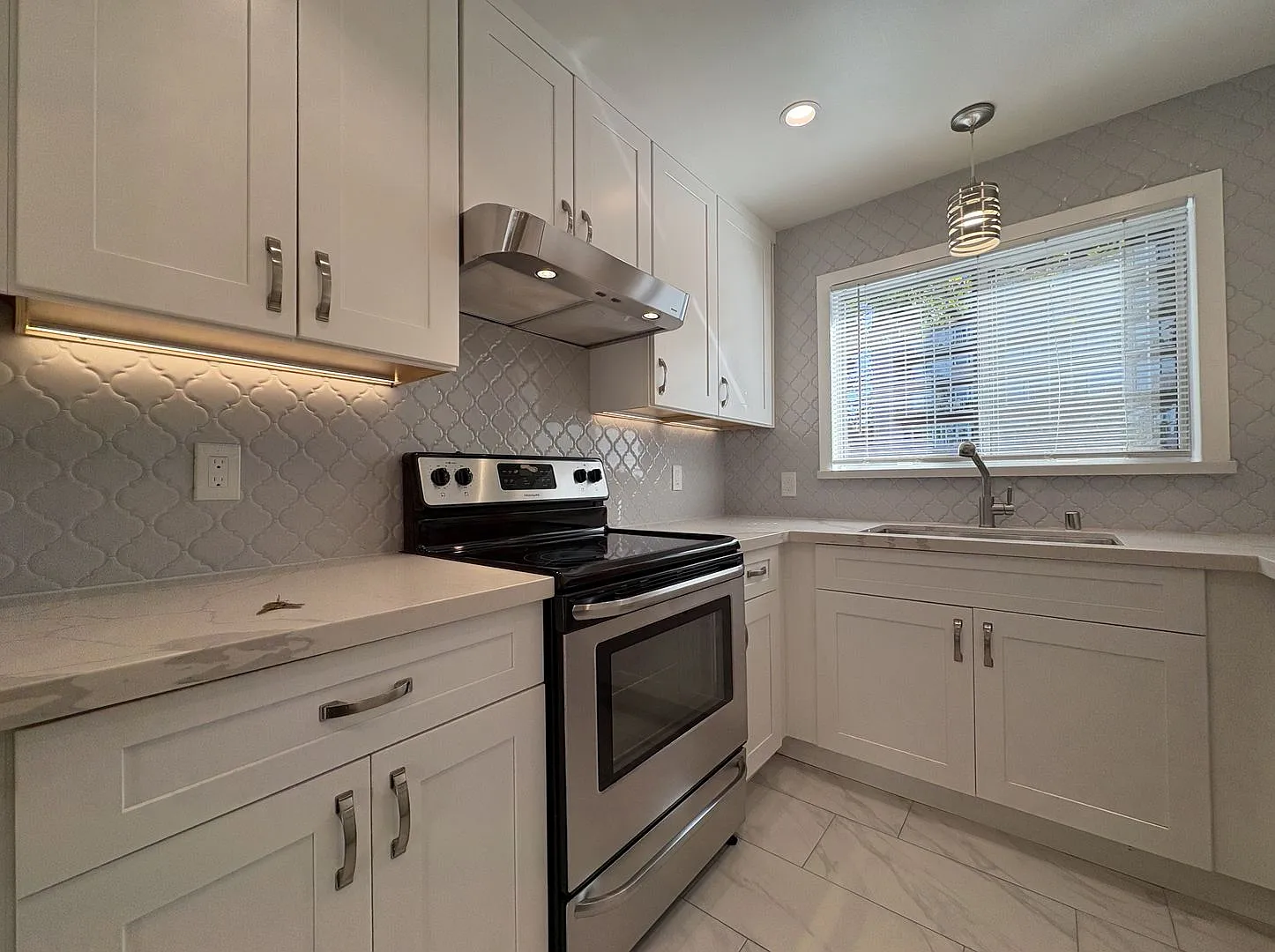 Charming 1-Bedroom Apartment Just Blocks from Downtown Palo Alto — Photo 4