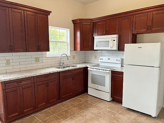 2nd image of 2656 N Galvez St