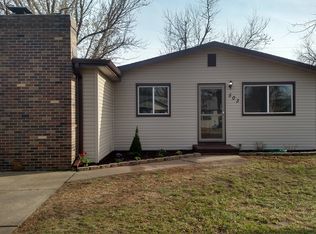 503 Garden Ave, Salina, KS 67401