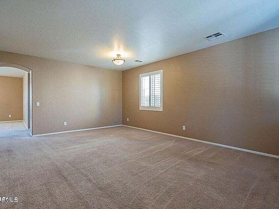 5th image of 43503 W CAVEN Drive