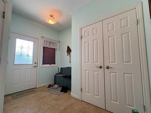 2nd image of 4516 E 54th St