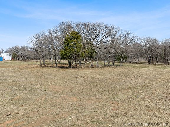 4th image of 1750 Rolling Hills Rd