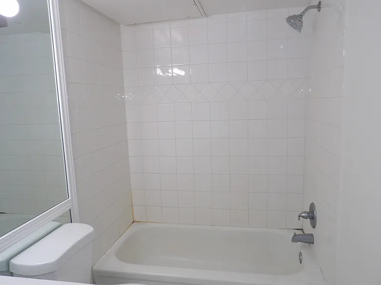 4431 Travis St #107 — Photo 9