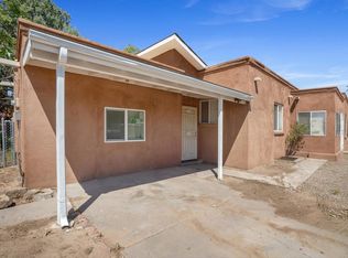 305 56th St SW, Albuquerque, NM 87121