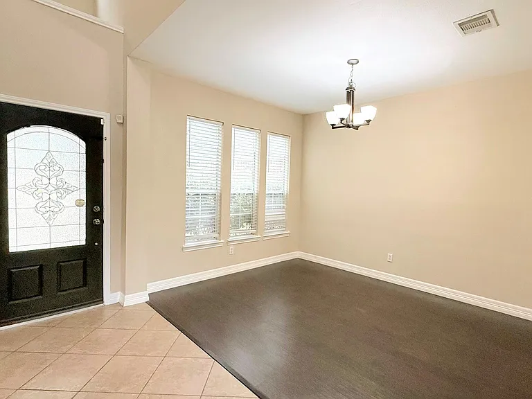 20810 Balmoral Glen Ln — Photo 4