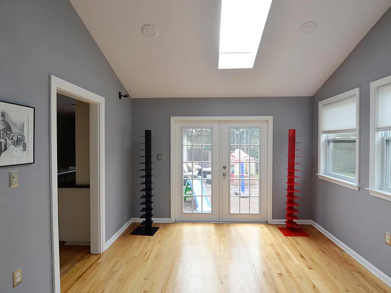 1508 Ash St — Photo 8