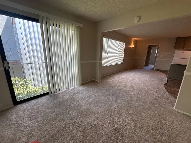 Near Everything, All Amenities! 1616 Q Street, Camellia Court Apartments — Photo 5