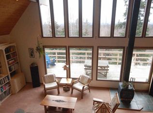 6631 Round Tree Dr, Anchorage, AK 99507