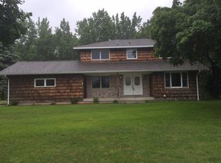 7820 N River Rd, Freeland, MI 48623