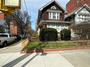 1595 E 13th St, Brooklyn, NY