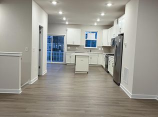 17 E Front St, Bridgeport, PA 19405