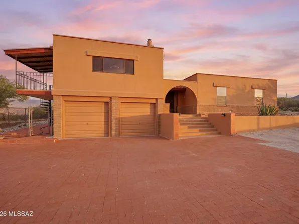 11155 E Saint James Rd, Tucson, AZ 85748