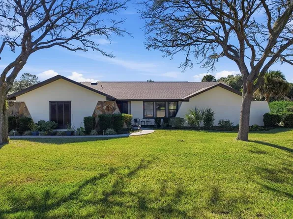 560 E Falconry Ct, Hernando, FL 34442