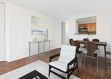 2-BR/1BA 2503